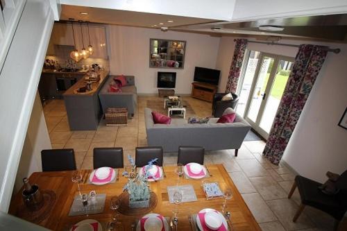 Frith Farm House Cottages Newnham  Ngoại thất bức ảnh